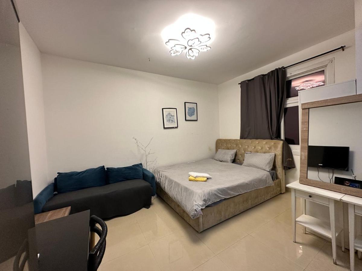 Khalidiya 6 13 Uae