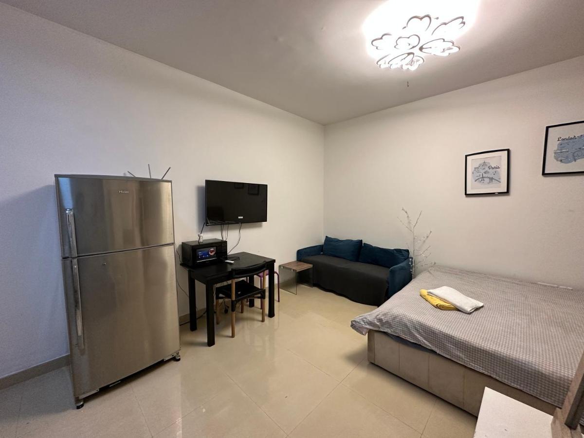 Khalidiya 6 13 Uae Apartment