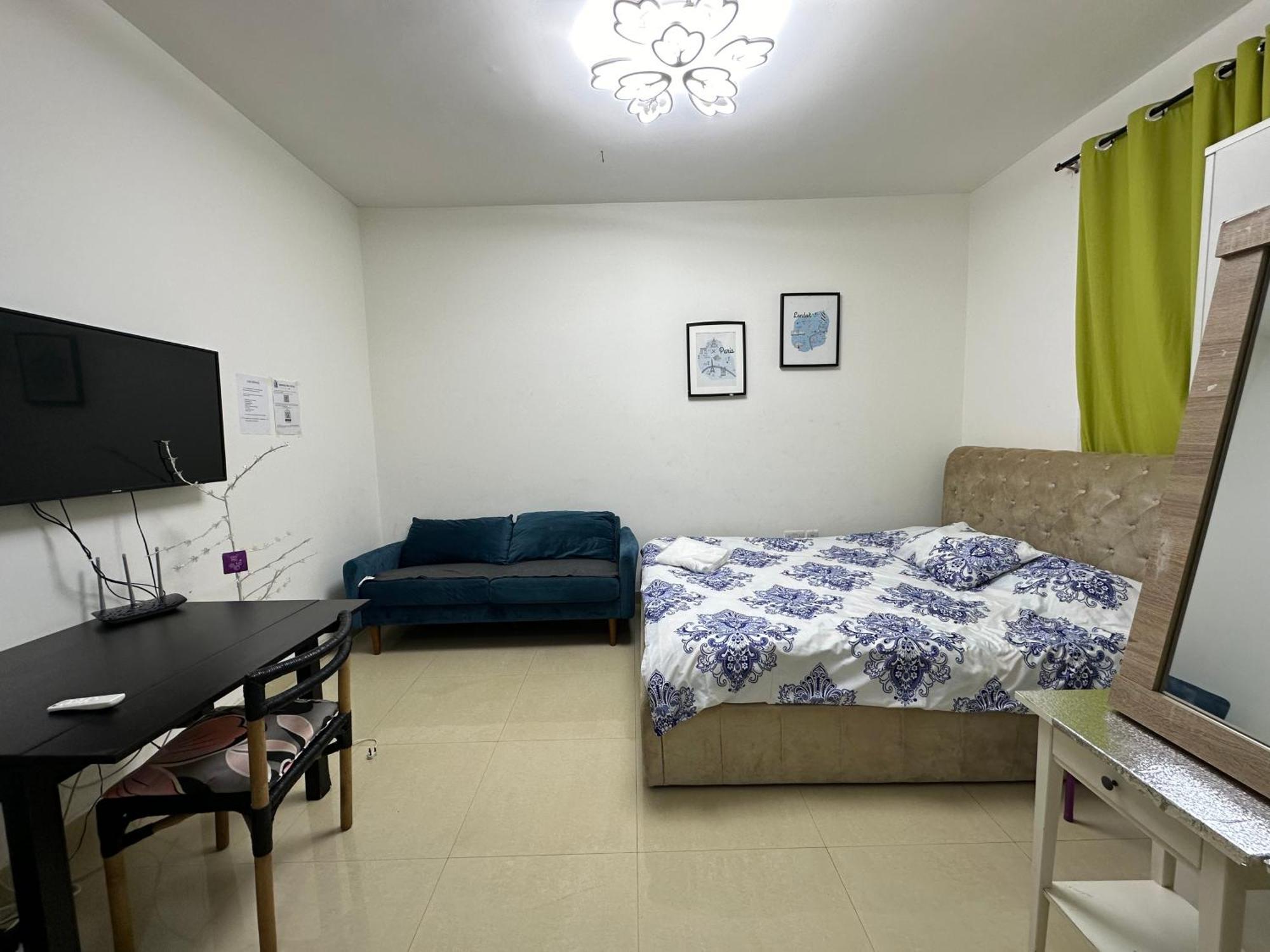 Khalidiya 6 13 Uae Abu Dhabi